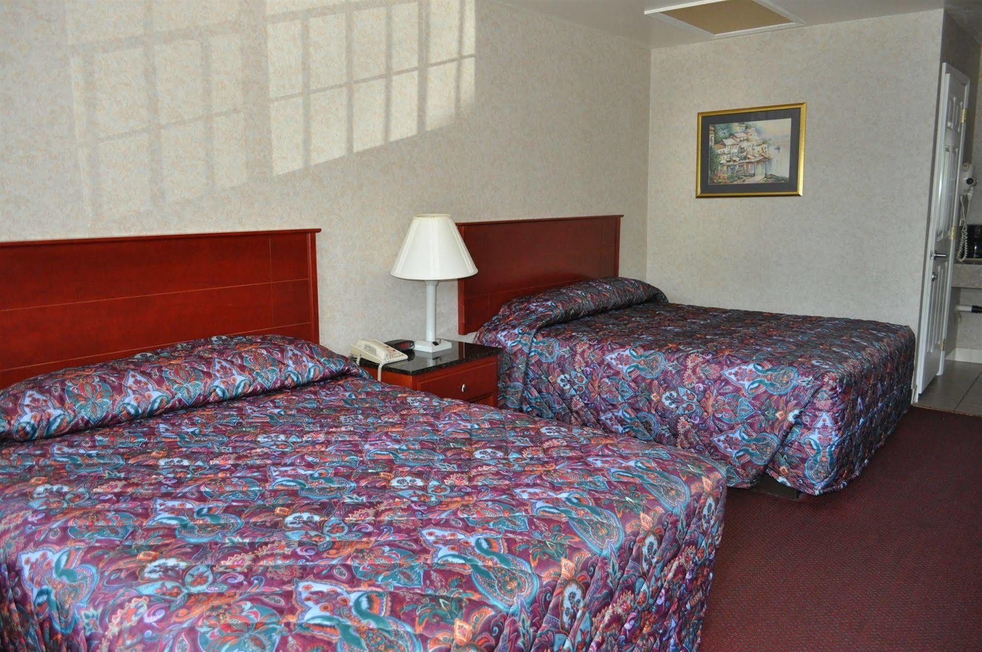 Atrium Inn & Suites Galloway Exterior foto